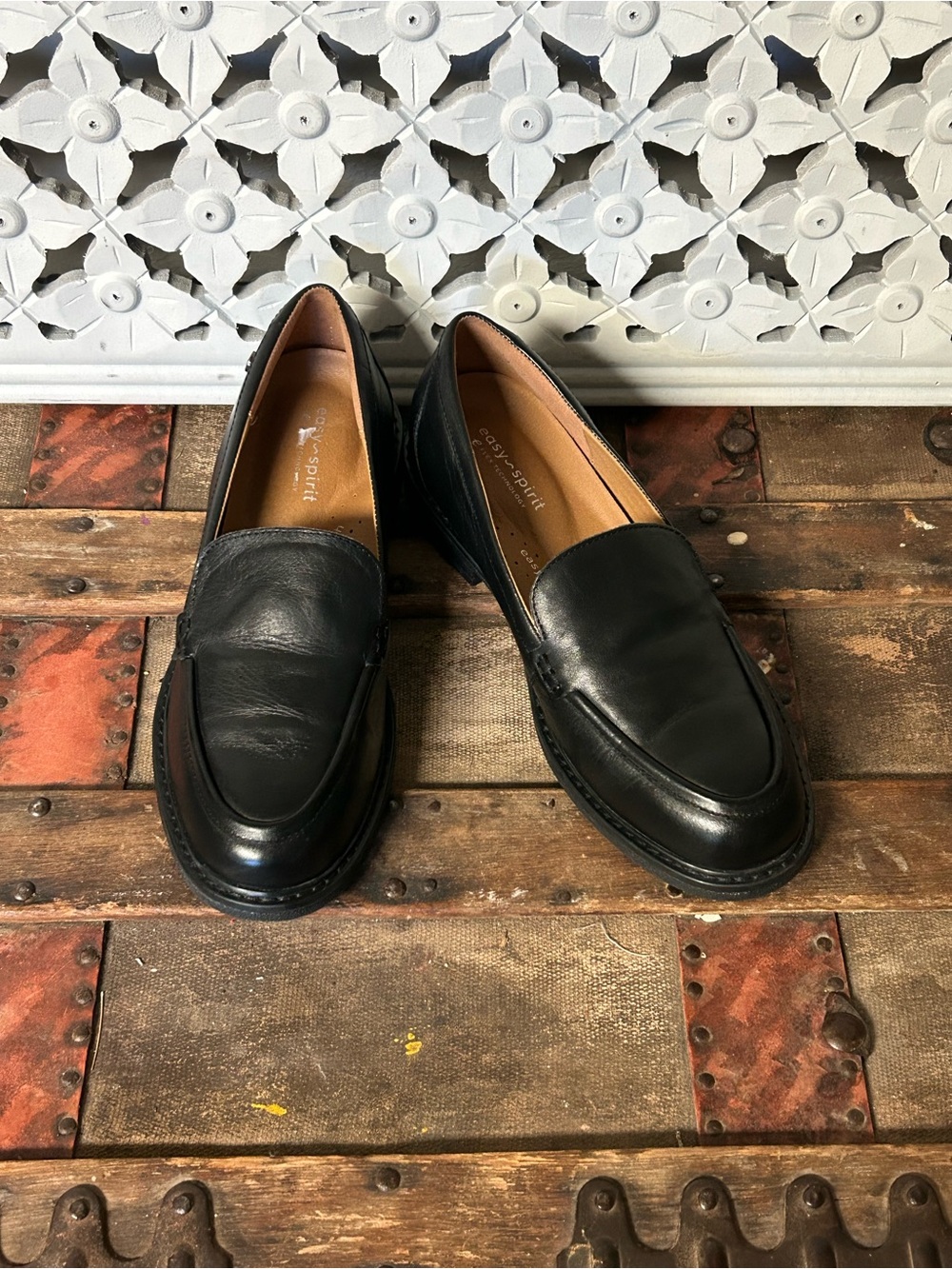 Easy Spirit Sejaylin Black Leather Loafers Comfort Shoes Women’s Size 8M